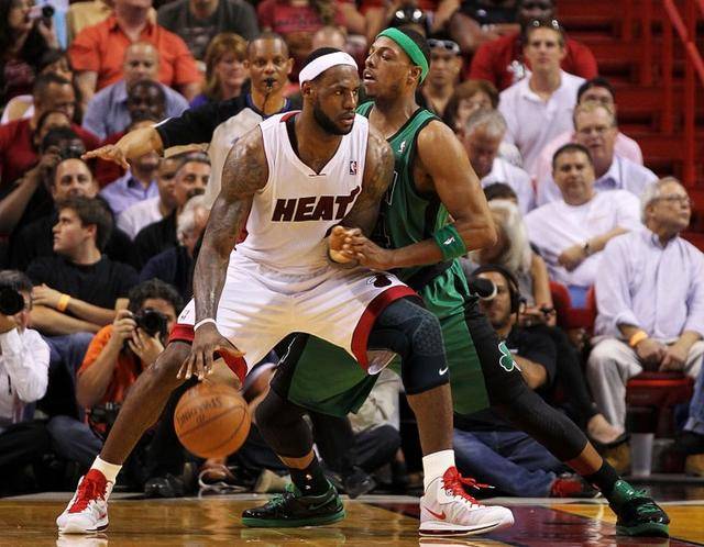 威胁传球也 威胁传球也